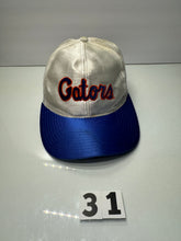 Load image into Gallery viewer, Nike Gators Hat
