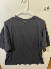 Load image into Gallery viewer, Men’s XXL Gildan Heavy Cotton Shirt
