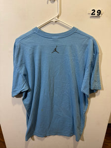 Men’s L Jordan Shirt