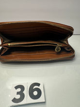 Load image into Gallery viewer, Brown Wallet
