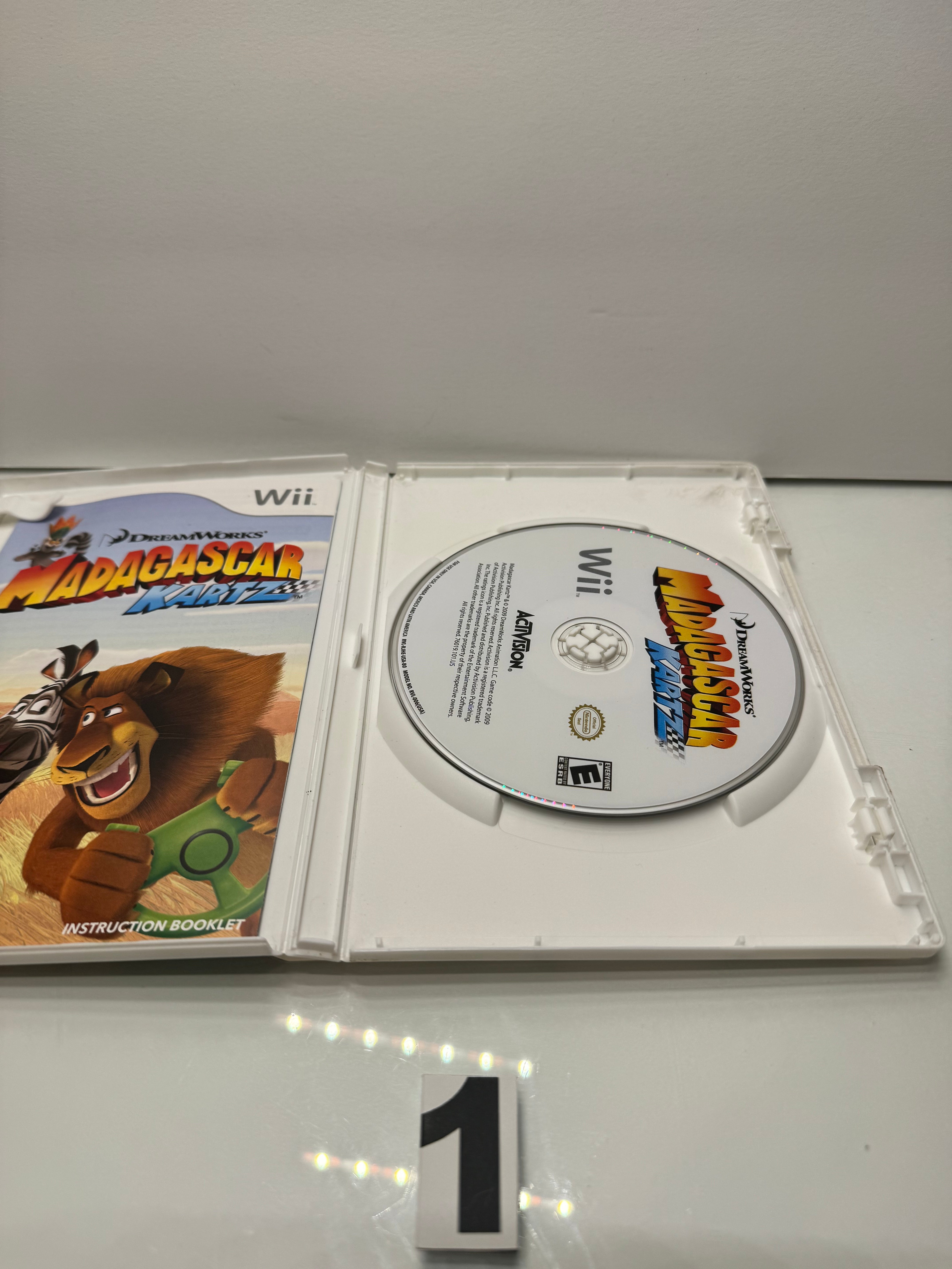 Madagascar Kartz Wii Video Game