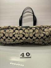 Load image into Gallery viewer, Black * As Is * Purse
