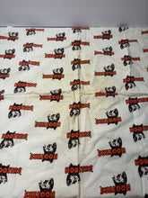 Load image into Gallery viewer, Hooters Bandana
