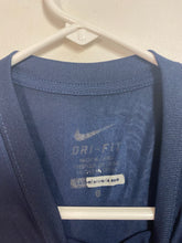 Load image into Gallery viewer, Boys S Nike Shirt
