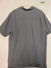 Load image into Gallery viewer, Men’s XL Under Armor Shirt
