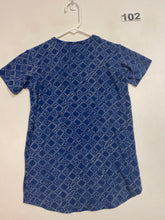Load image into Gallery viewer, Girls 8 LuLaRoe Shirt
