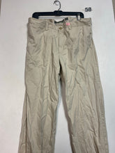 Load image into Gallery viewer, Men’s 38/32 Old Navy Pants
