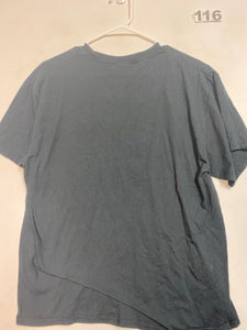 Men’s L Gildan Shirt