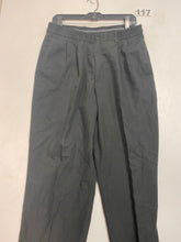 Load image into Gallery viewer, Men’s NS Claiborne Pants
