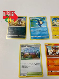 5 Pokémon Cards
