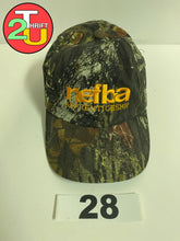 Load image into Gallery viewer, Camo Hat
