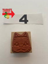 Load image into Gallery viewer, Feline Face Stamp
