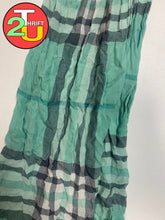 Load image into Gallery viewer, Green Scarf

