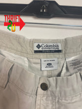 Load image into Gallery viewer, Mens 32 As Is Columbia Pants

