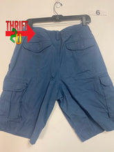 Load image into Gallery viewer, Mens 34 Tommy Hilfiger Shorts
