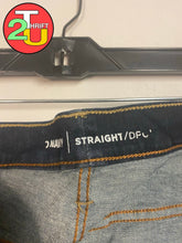 Load image into Gallery viewer, Mens 36 Old Navy Jeans
