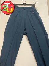 Load image into Gallery viewer, Mens 42 Llbean Pants
