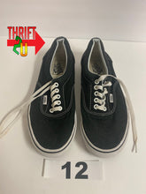 Load image into Gallery viewer, Mens 8.5 Vans Shoes
