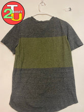 Load image into Gallery viewer, Mens L American Eagle Shirt

