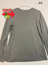 Load image into Gallery viewer, Mens M Nike Shirt
