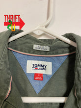 Load image into Gallery viewer, Mens M Tommy Hilfiger Shirt
