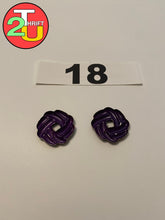 Load image into Gallery viewer, Purple Earrings
