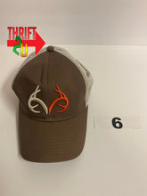 Load image into Gallery viewer, Realtree Hat
