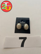 Load image into Gallery viewer, White Earrings
