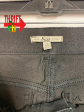 Load image into Gallery viewer, Womens 10 Bass Jeans
