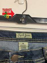 Load image into Gallery viewer, Womens 16 Earl Jeans
