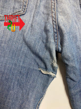 Load image into Gallery viewer, Womens 8 As Is Lucky Brand Jeans
