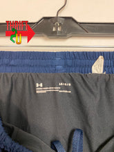 Load image into Gallery viewer, Womens L As Is Under Armor Shorts
