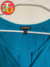 Load image into Gallery viewer, Womens M Express Shirt
