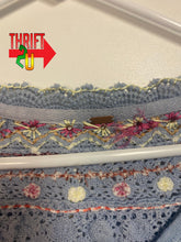 Load image into Gallery viewer, Womens Ns Free People Sweater

