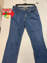 Load image into Gallery viewer, Womens Ns Levis Jeans
