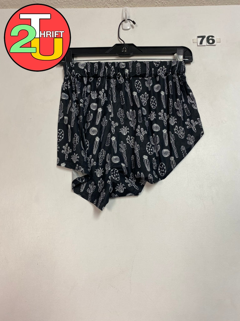 Women’s S/M Black Shorts