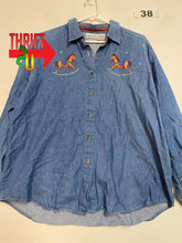 Load image into Gallery viewer, Womens Xl Cabin Creek Jacket
