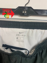 Load image into Gallery viewer, Womens Xl Nike Shorts

